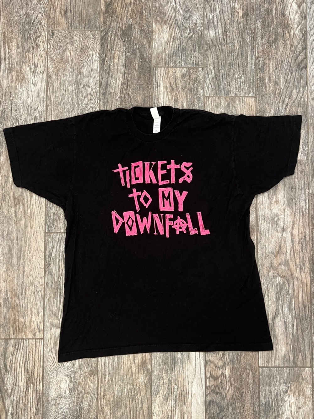 Men’s XL MGK “Tickets to my Downfall” Machine Gun Kelly T-Shirt